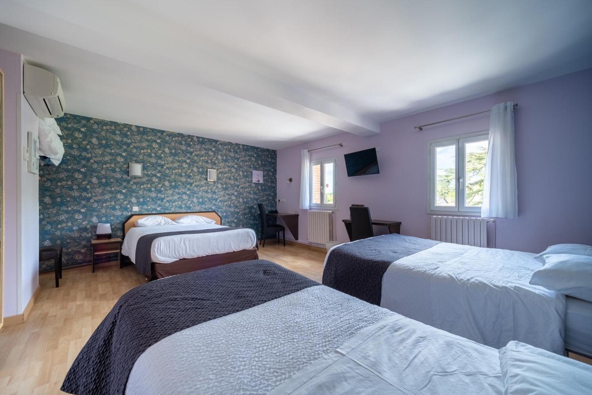 Hotel Restaurant Du Lauragais Logis De France Villefranche-de-Lauragais Εξωτερικό φωτογραφία