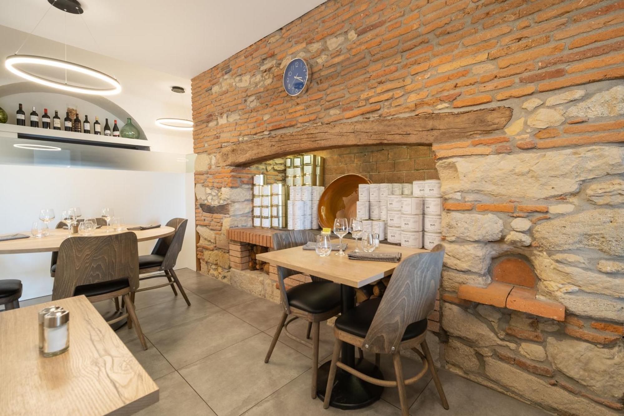 Hotel Restaurant Du Lauragais Logis De France Villefranche-de-Lauragais Εξωτερικό φωτογραφία